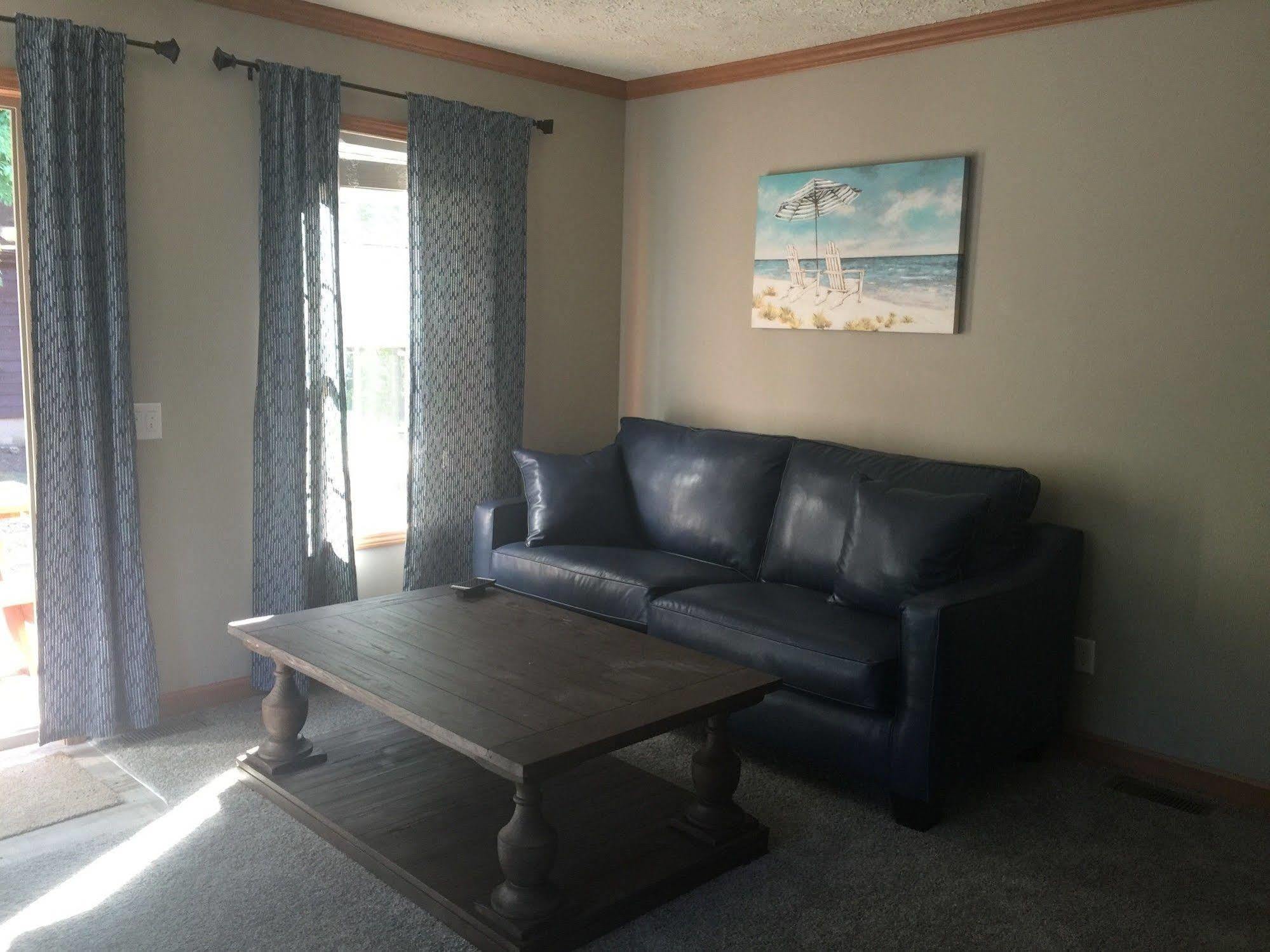 Island Club Rentals Put-in-Bay Exteriör bild