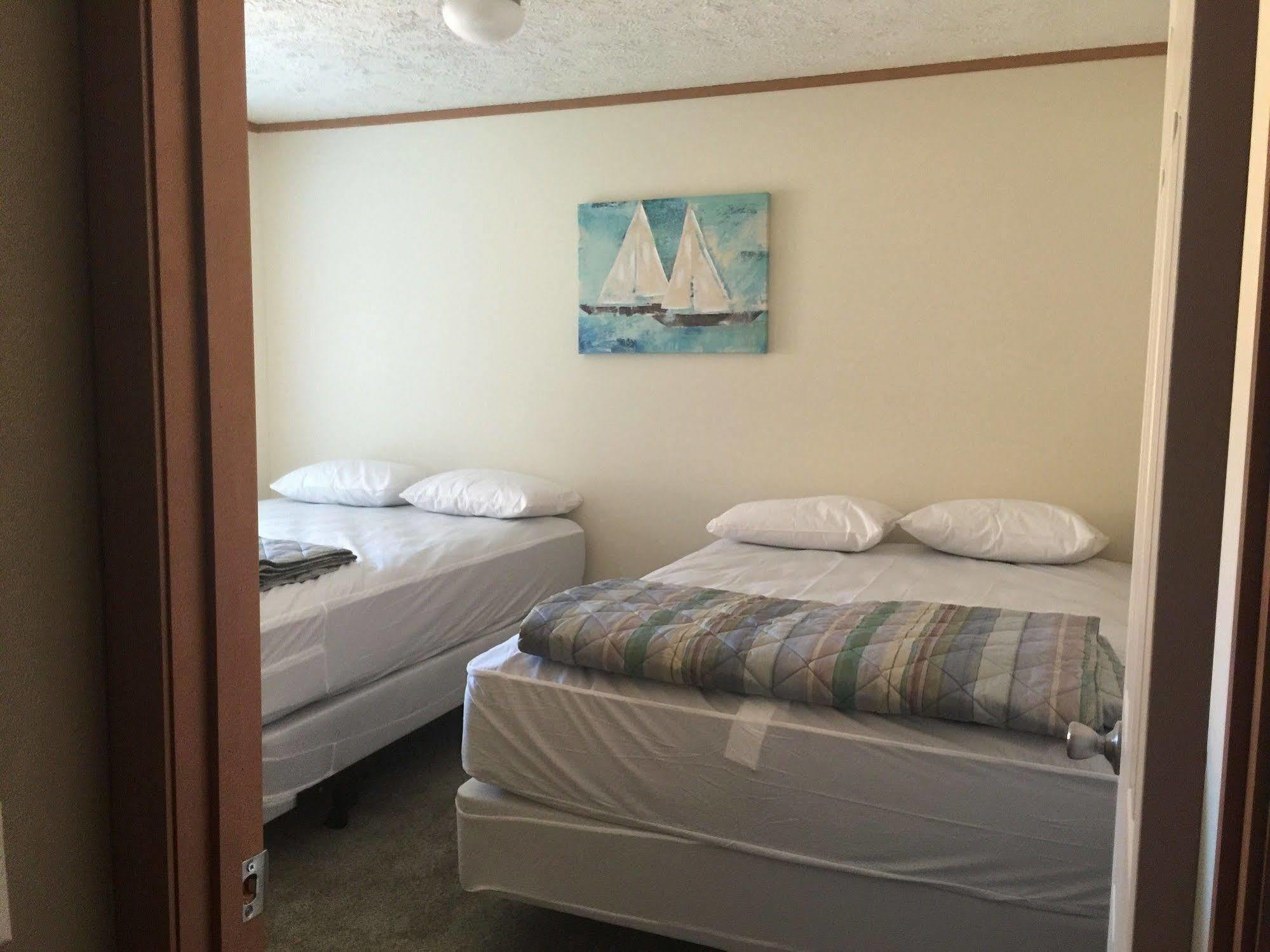 Island Club Rentals Put-in-Bay Exteriör bild